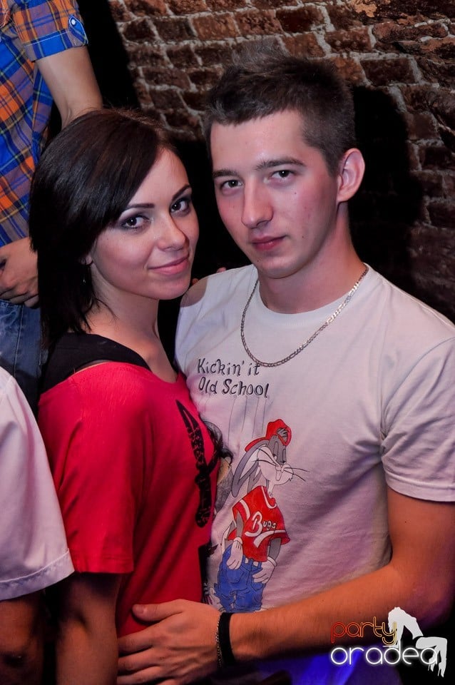 O nouă petrecere studenţească tip NMD,