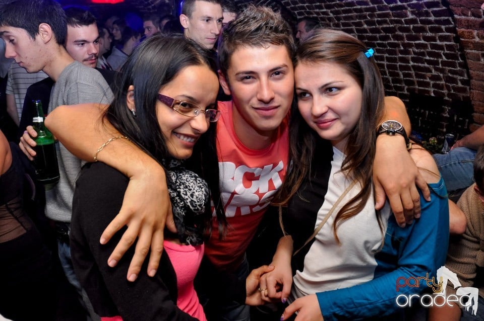 O nouă petrecere studenţească tip NMD,