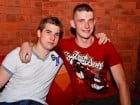 O petrecere incendiară în Club Escape