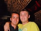 O petrecere incendiară în Club Escape