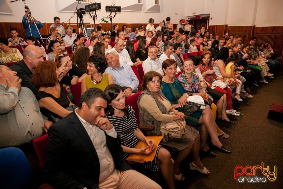 O poveste foarte simplă, Teatrul Regina Maria