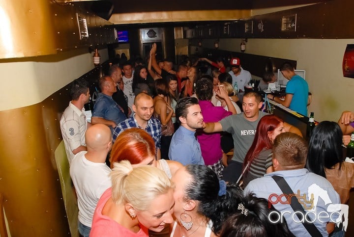 O seară cu cântec la Yellow Submarine, 