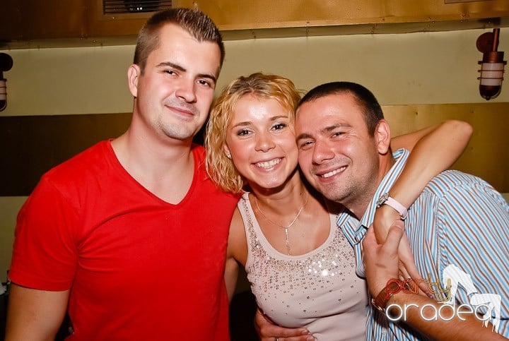 O seară cu cântec la Yellow Submarine, 