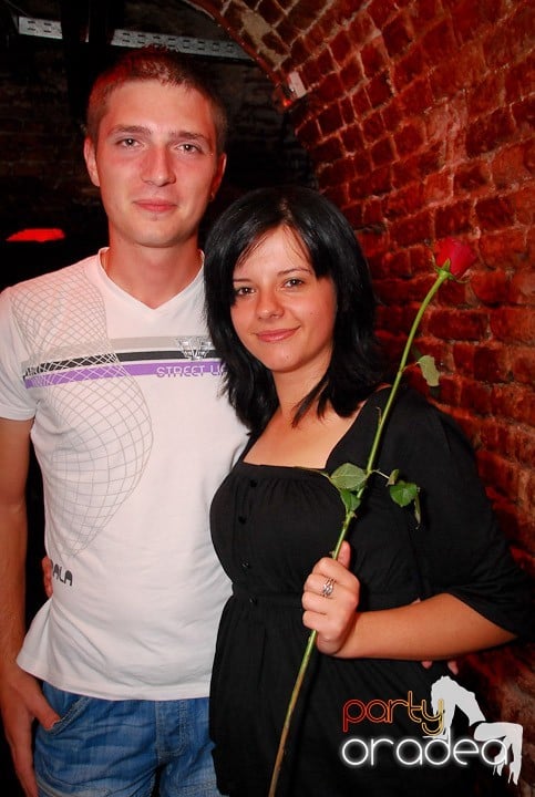 O zi obişnuită în Escape - party la maxim!, 