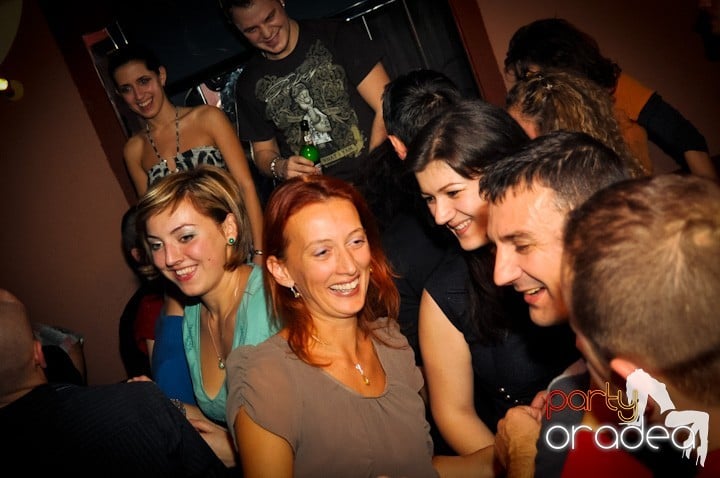 Old School party continuă!, 