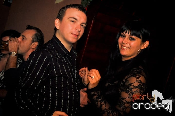 Old School party continuă!, 