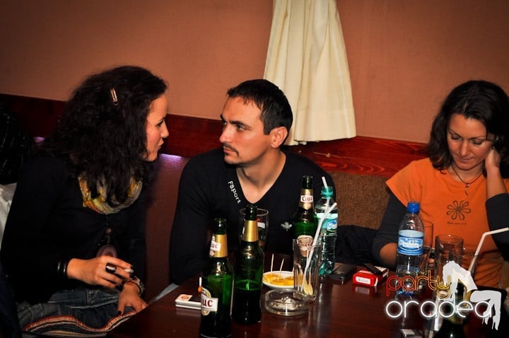 Old School party continuă!, 