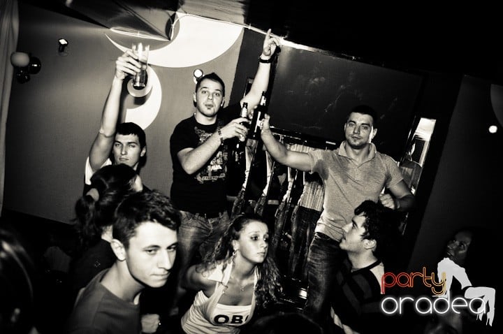 Old School party continuă!, 