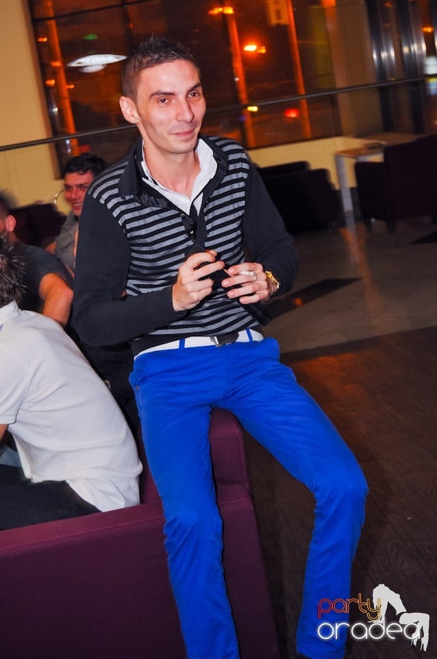 Orădenii cântă în Blondy's Art Café, 