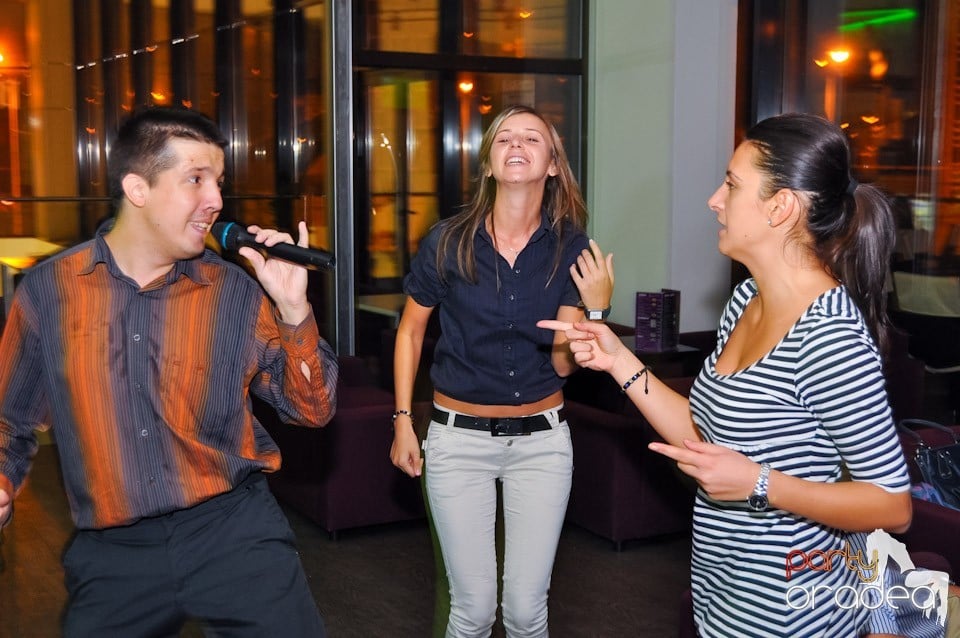 Orădenii cântă în Blondy's Art Café, 