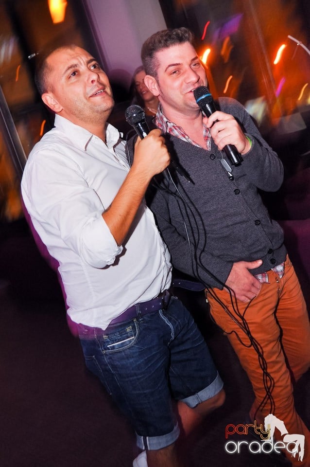 Orădenii cântă în Blondy's Art Café, 