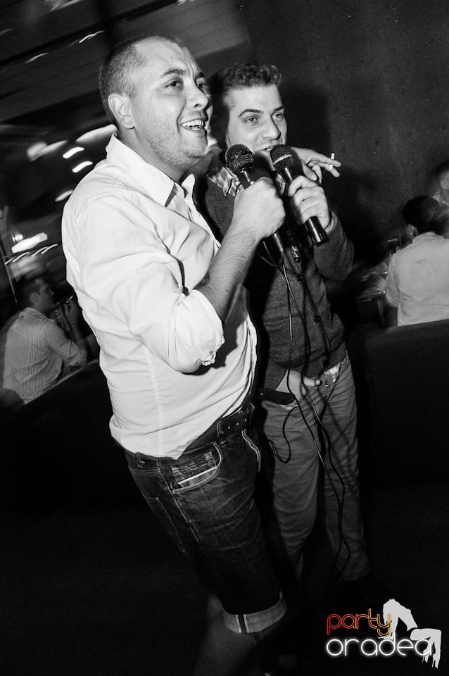 Orădenii cântă în Blondy's Art Café, 