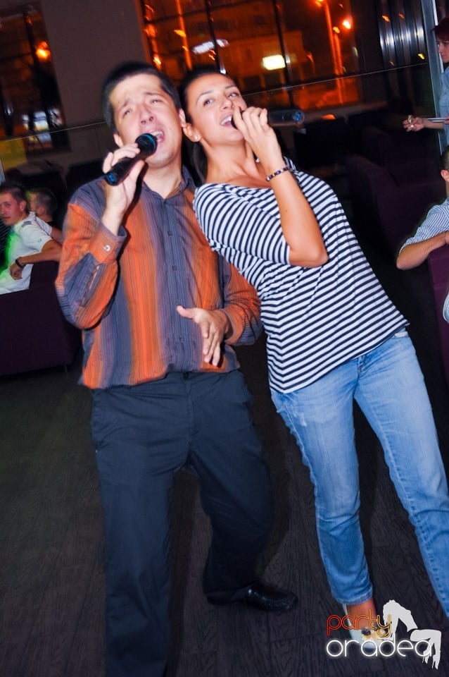 Orădenii cântă în Blondy's Art Café, 