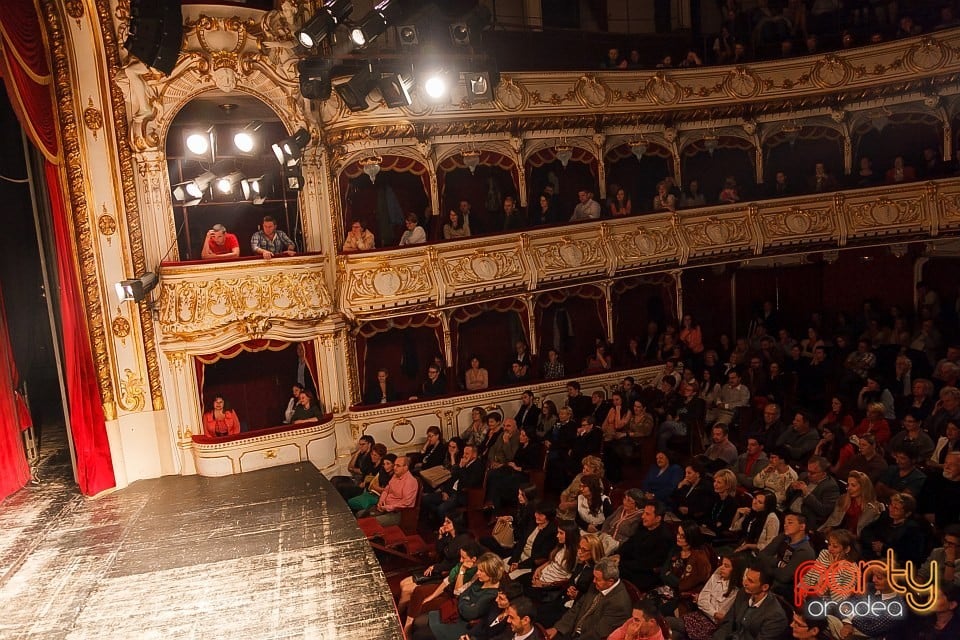 Păi... despre ce vorbim noi aici, domnule?, Teatrul Regina Maria