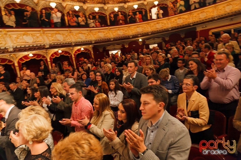 Păi... despre ce vorbim noi aici, domnule?, Teatrul Regina Maria