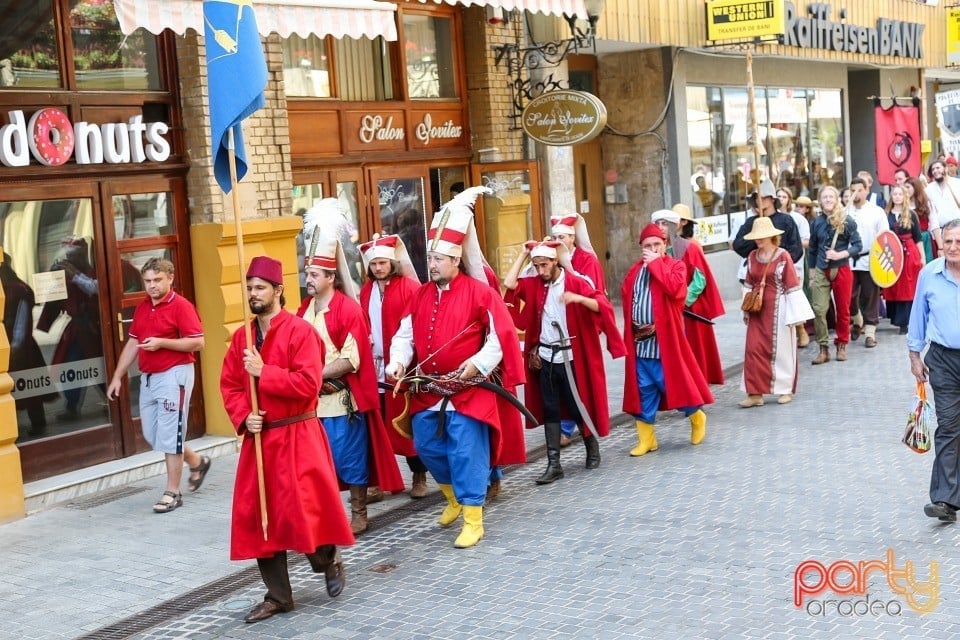 Paradă de prezentare şi deschiderea oficială al Zilelor Cetăţii, Oradea