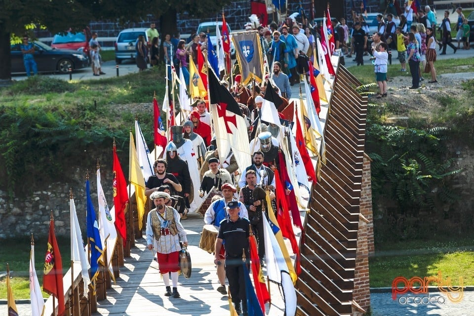 Paradă de prezentare şi deschiderea oficială al Zilelor Cetăţii, Oradea