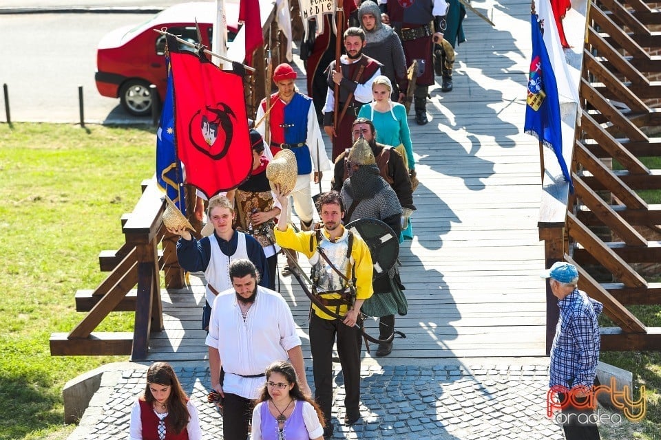 Paradă de prezentare şi deschiderea oficială al Zilelor Cetăţii, Oradea