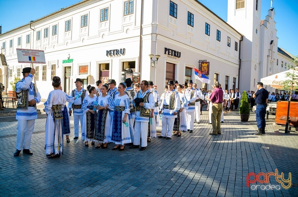 Paradă populară, Oradea