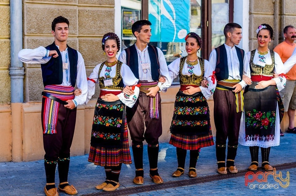 Paradă populară, Oradea