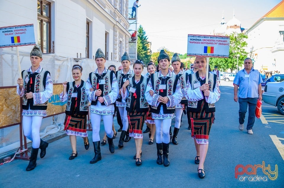 Paradă populară, Oradea