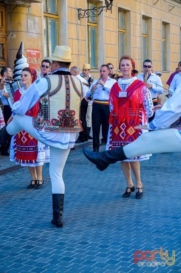 Paradă populară, Oradea