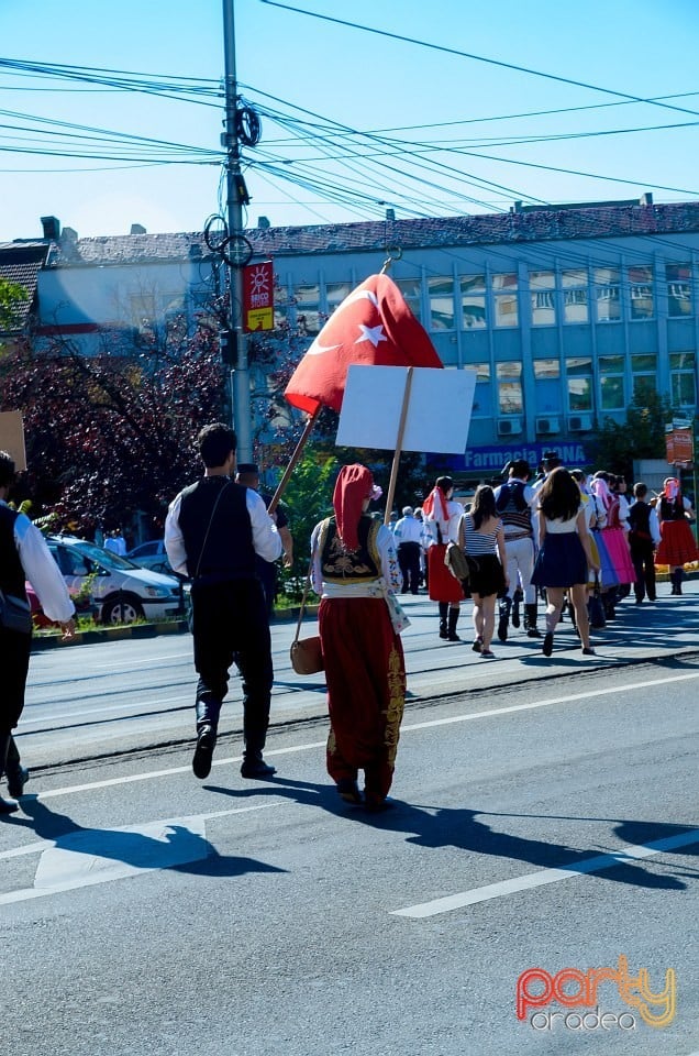 Paradă populară, Oradea