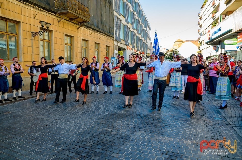 Paradă populară, Oradea