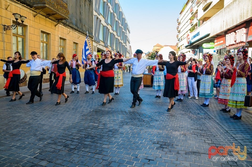 Paradă populară, Oradea