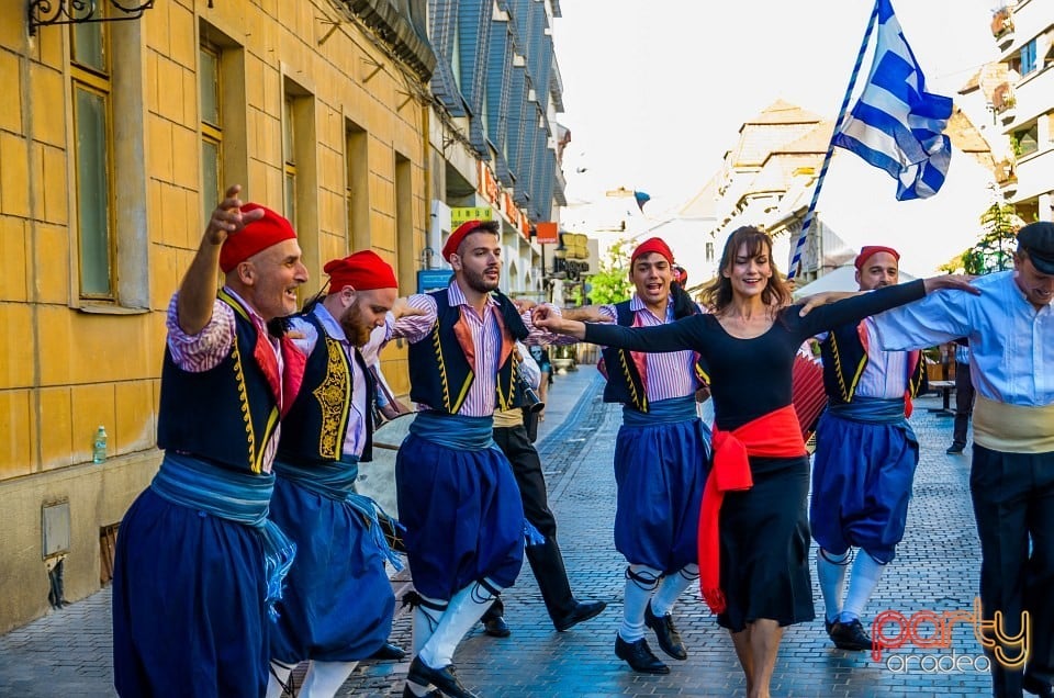 Paradă populară, Oradea