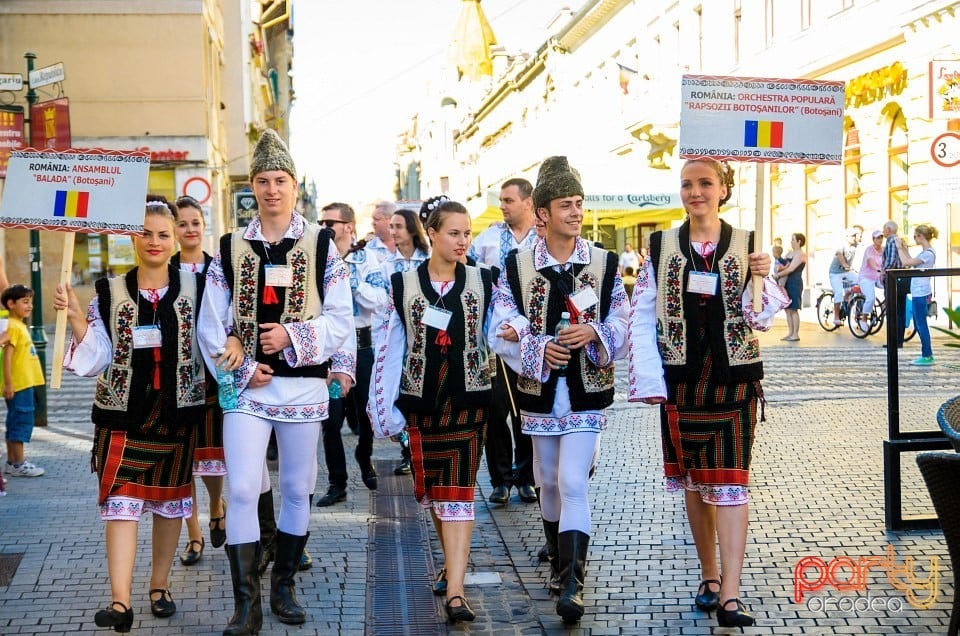 Paradă populară, Oradea