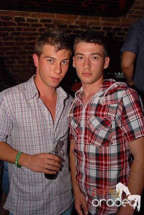 Party All Night @ Club Escape, 