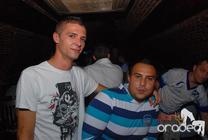 Party All Night @ Club Escape, 