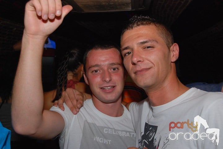 Party All Night @ Club Escape, 