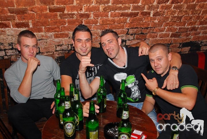 Party All Night @ Club Escape, 