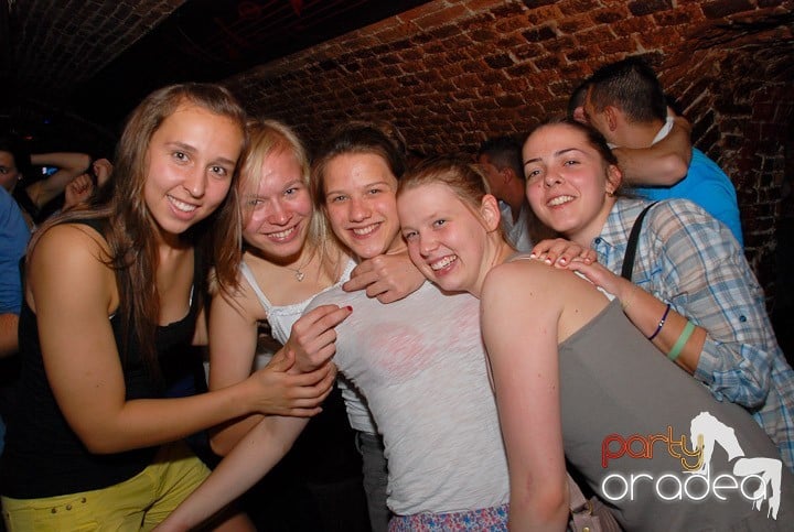 Party All Night @ Club Escape, 