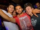 Party all night long în Club Escape