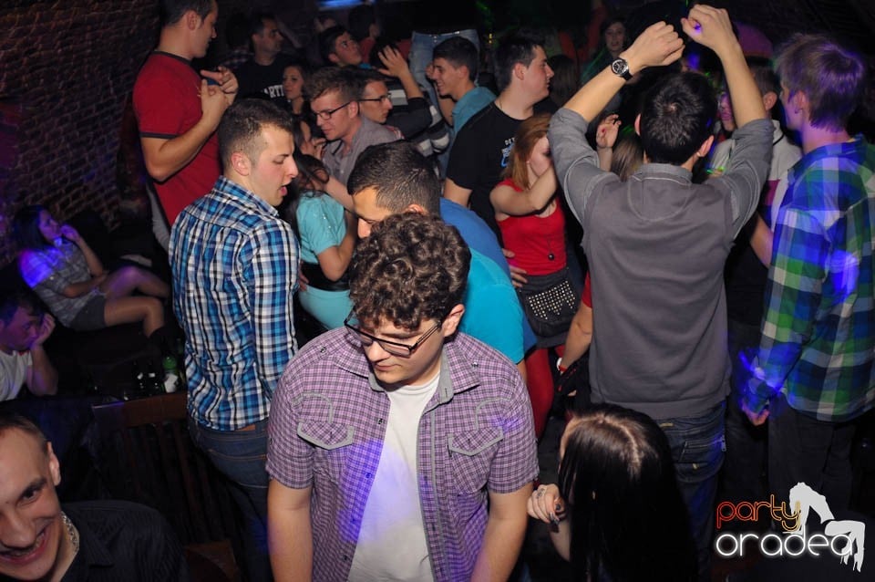 Party all night!,