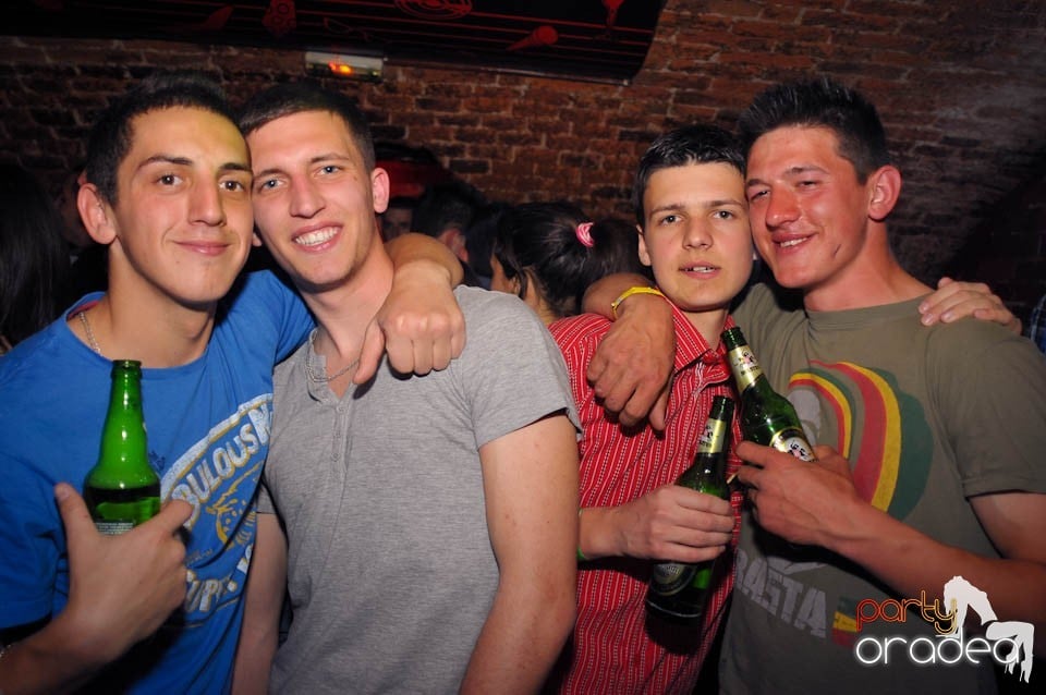 Party all night!,
