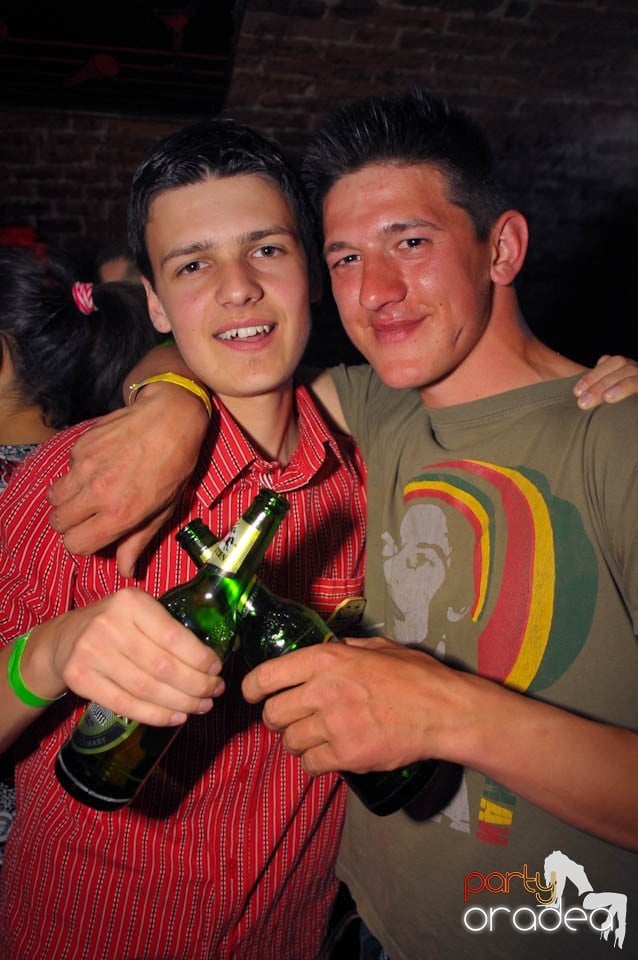 Party all night!,