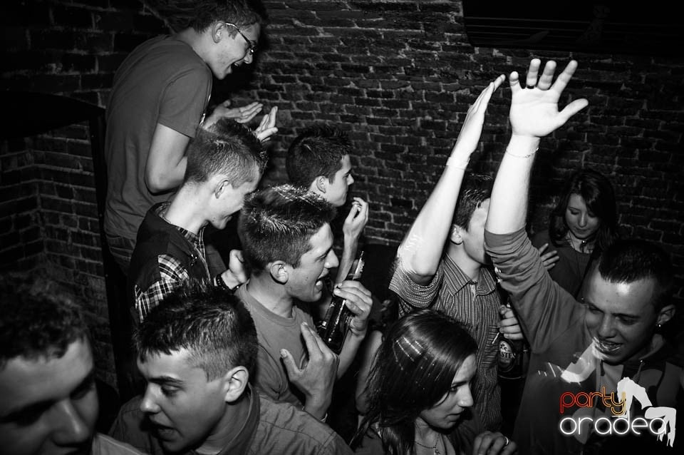 Party all night!,