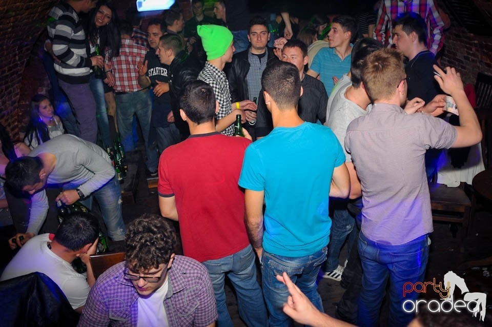 Party all night!,