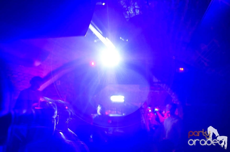 Party all night!,