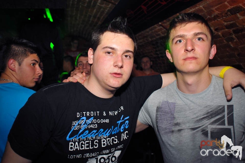 Party all night!,
