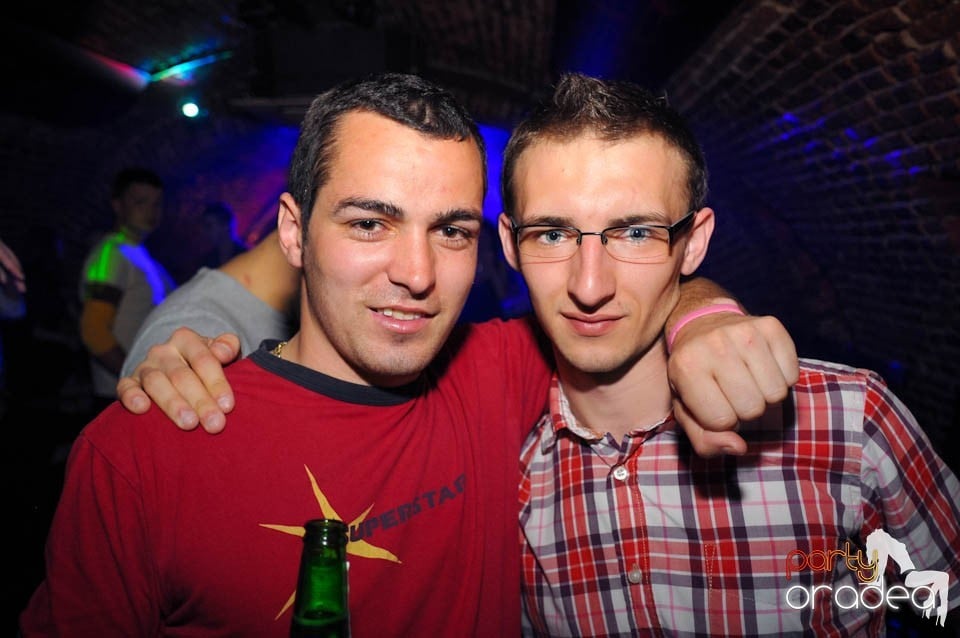 Party all night!,