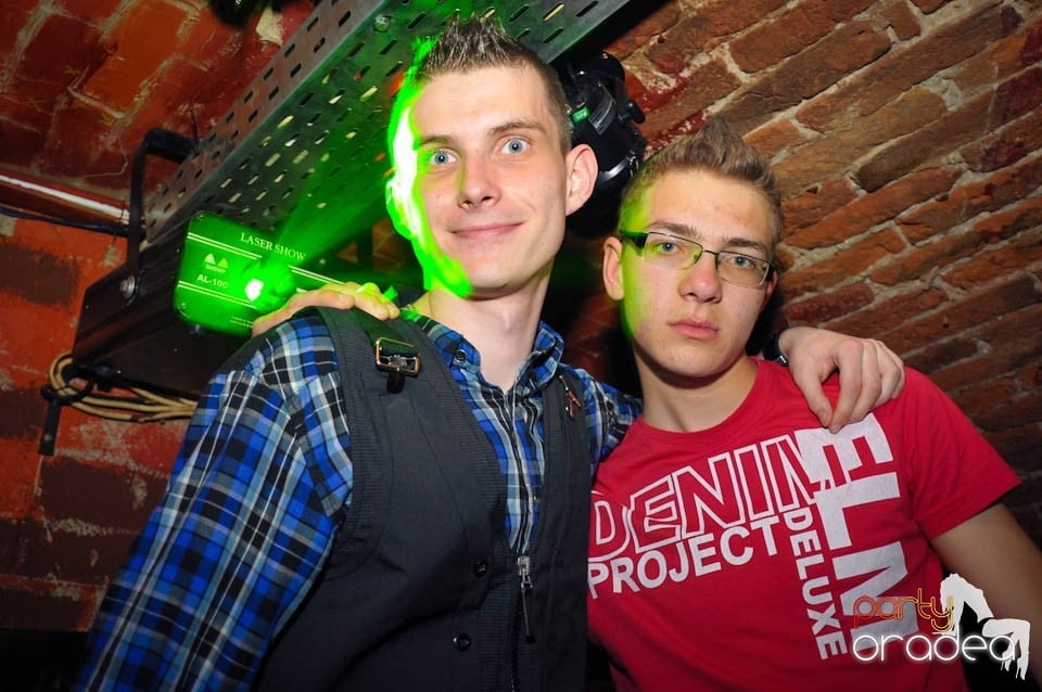 Party all night!,