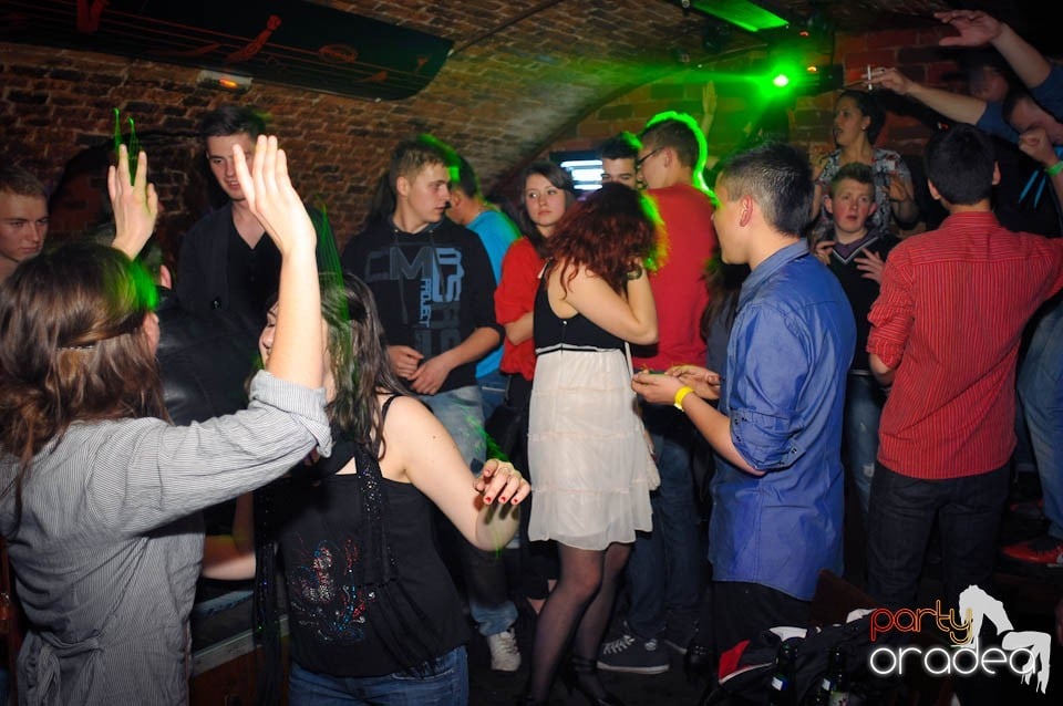 Party all night!,
