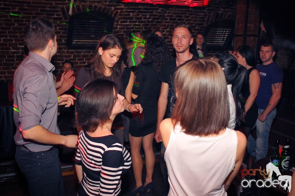 Party all night!,