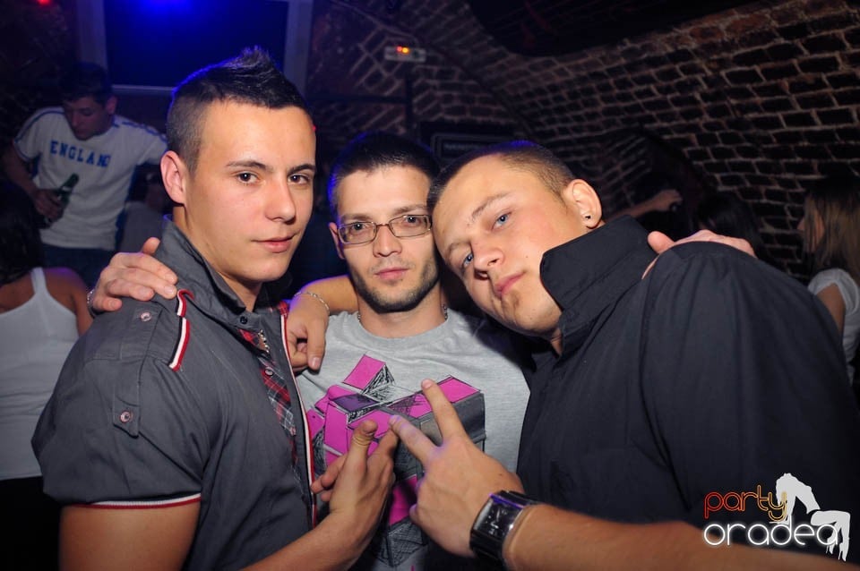 Party all night!,
