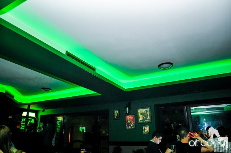 Party all night, Green Pub